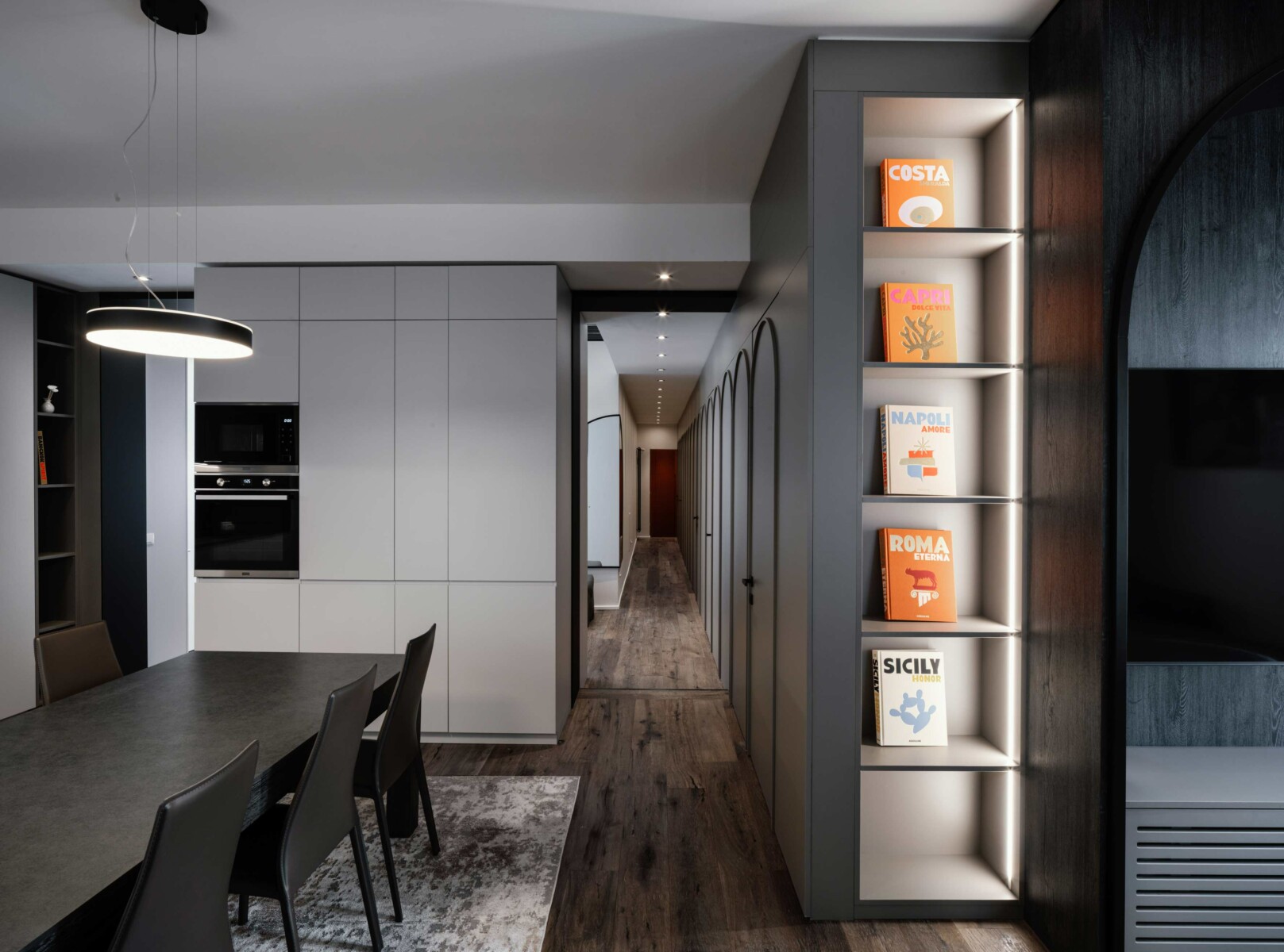 OBICUA casa i portici bologna